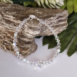 Гривна с бели кристали Swarovski Crystals