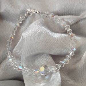 Гривна с бели кристали Swarovski Crystals